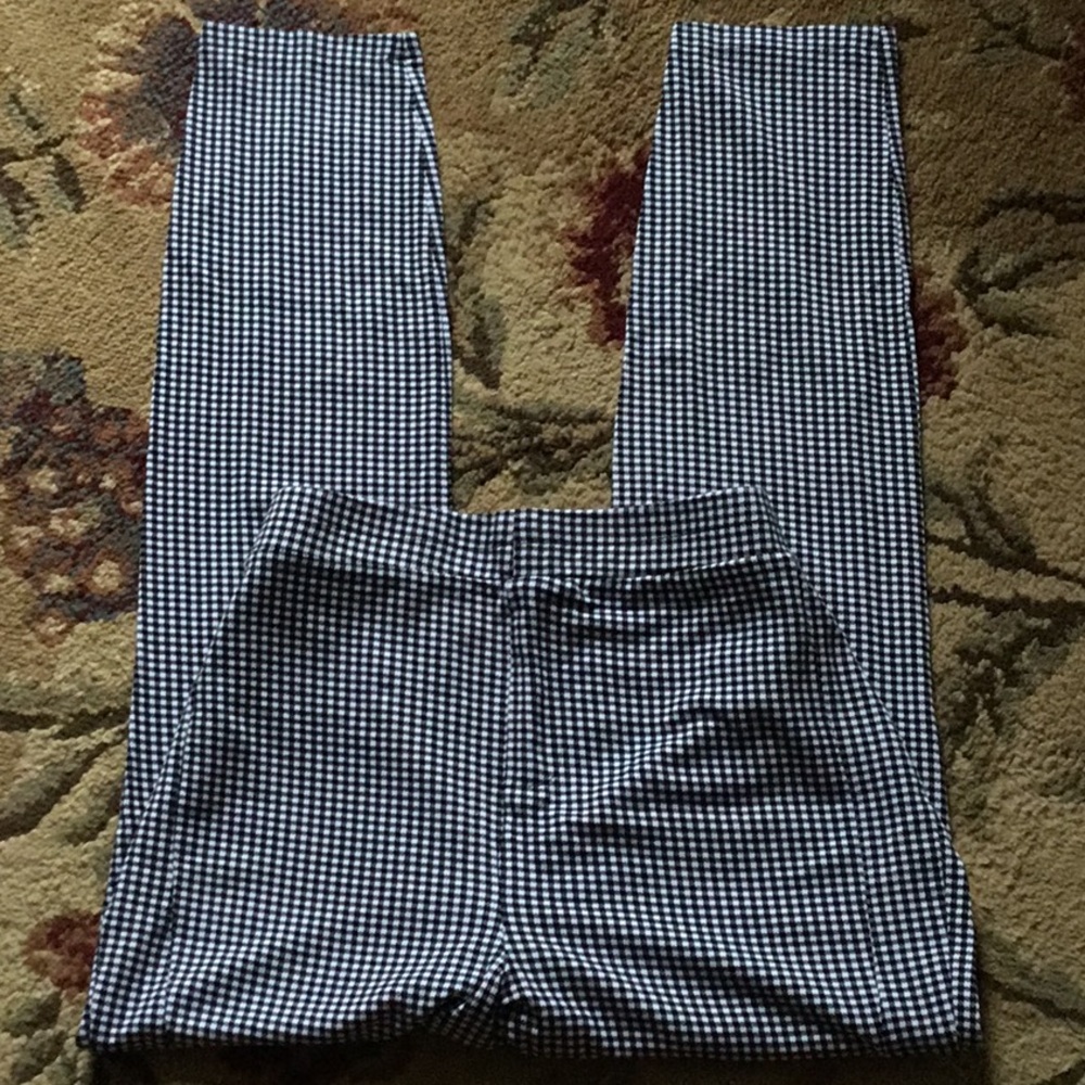 Black and white check leggings NWOT